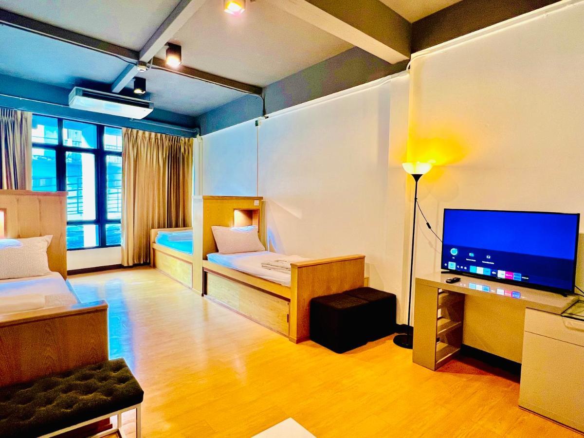 Daraya Hostel Банкок Екстериор снимка