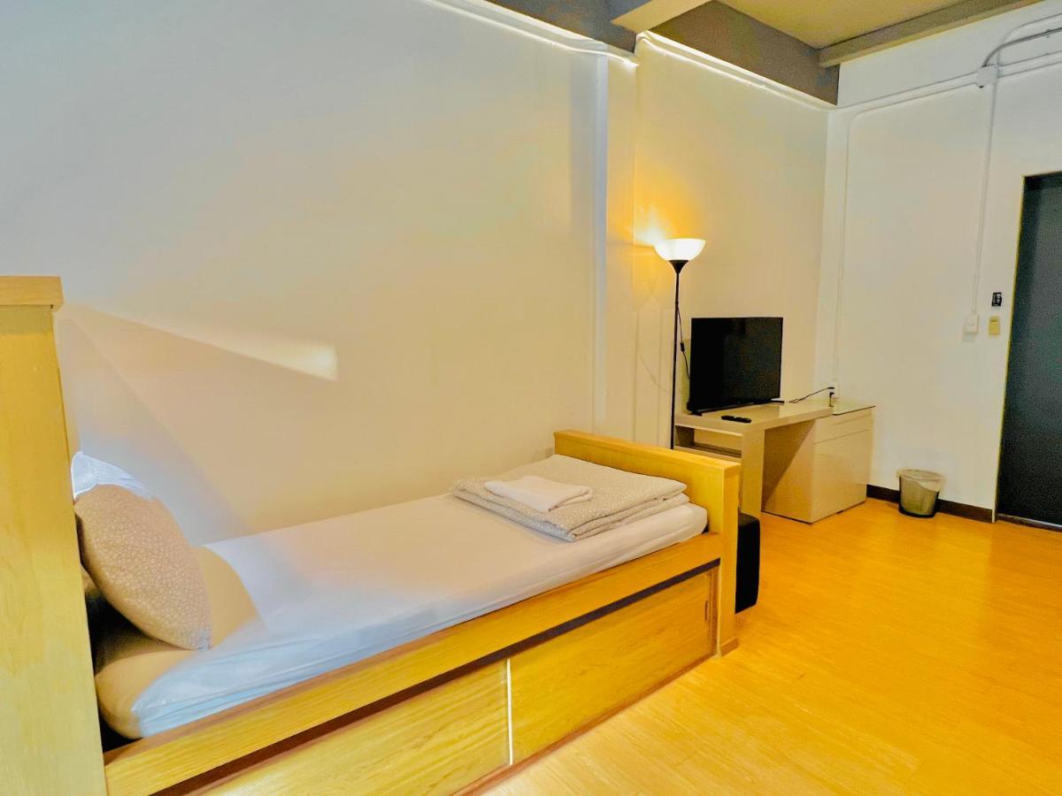 Daraya Hostel Банкок Екстериор снимка